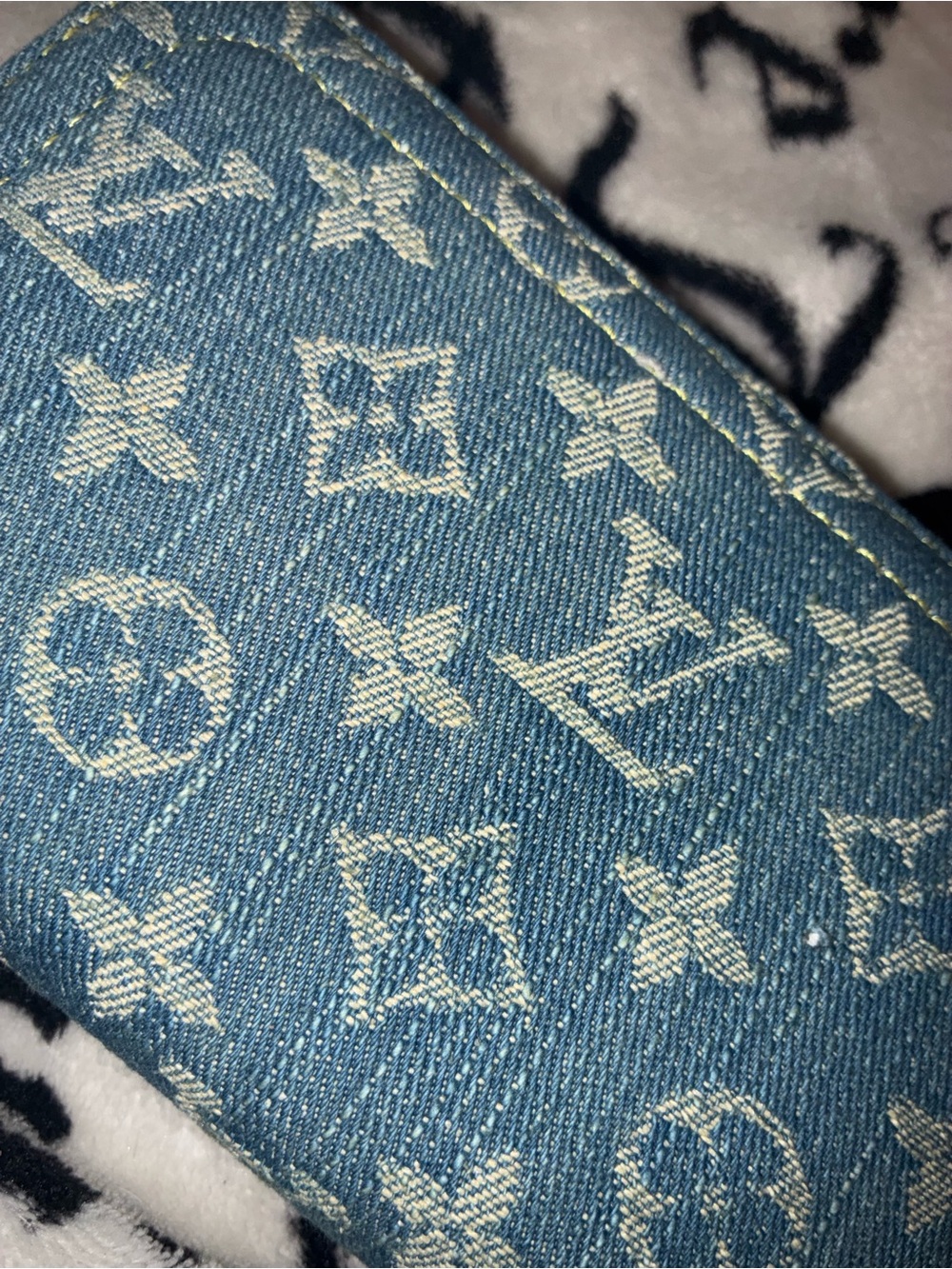 Blue Denim Monogram Zip Wallet with Gold-Tone Pull LV - Picture 6 of 8
